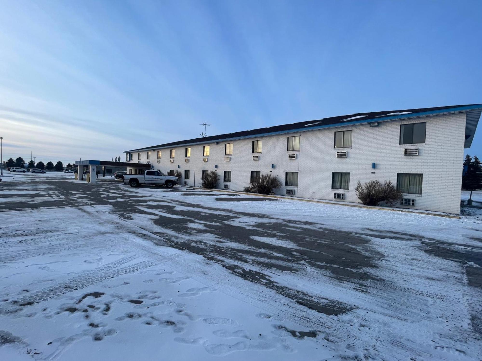 Hotel Dakota 3*